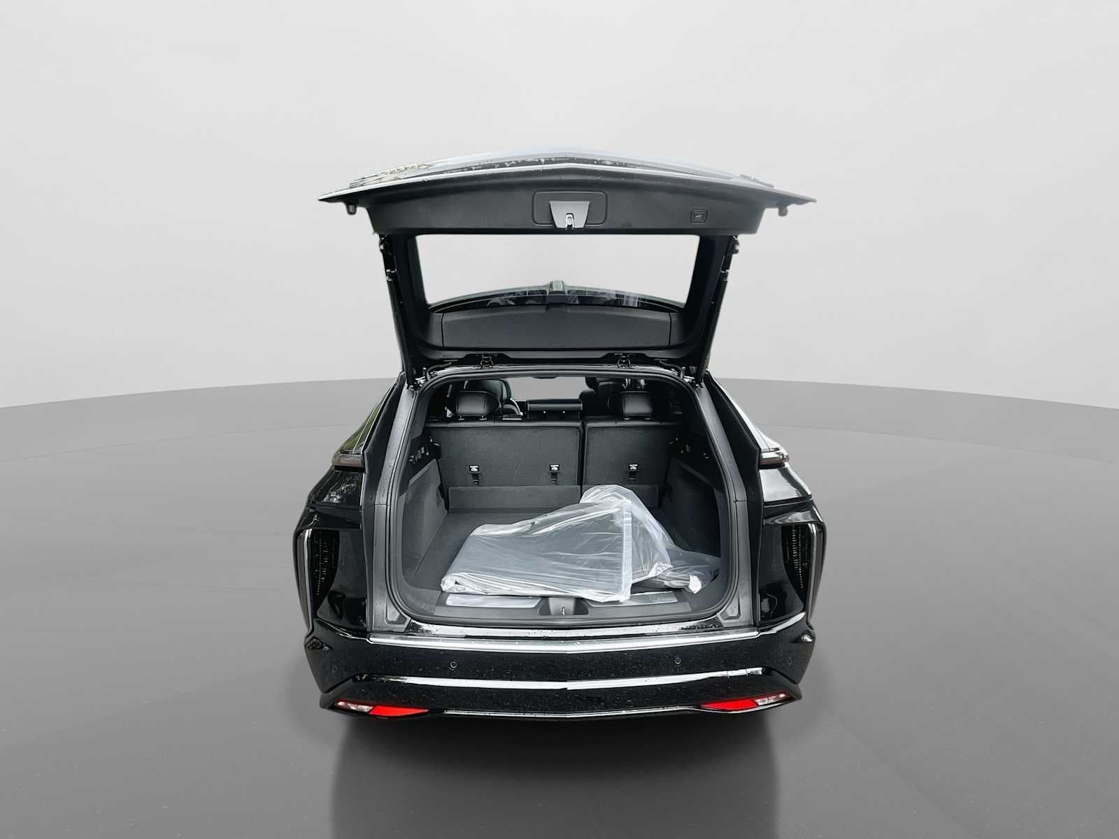 2027 Cadillac LYRIQ Premium Luxury