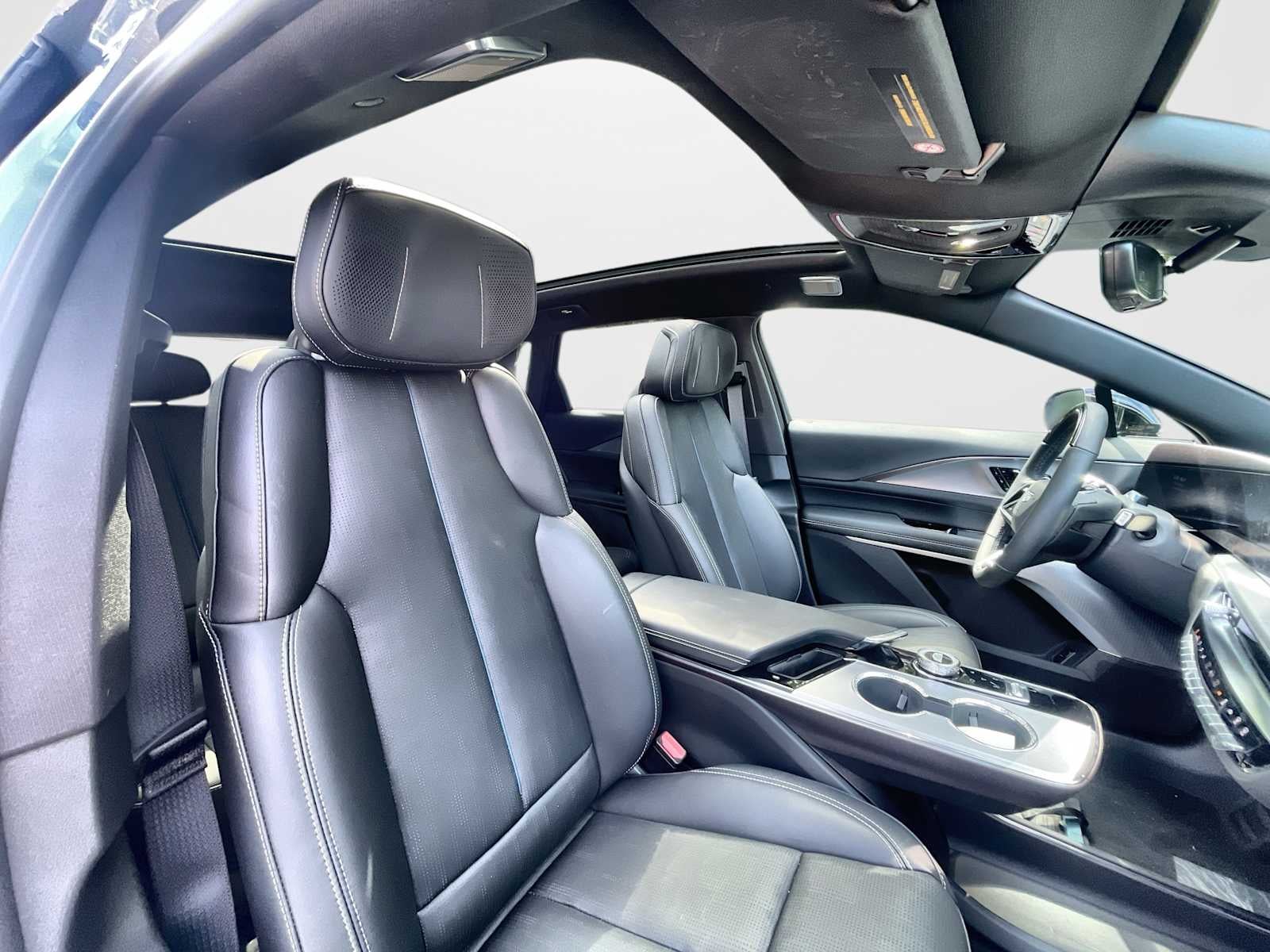 2027 Cadillac LYRIQ Premium Luxury