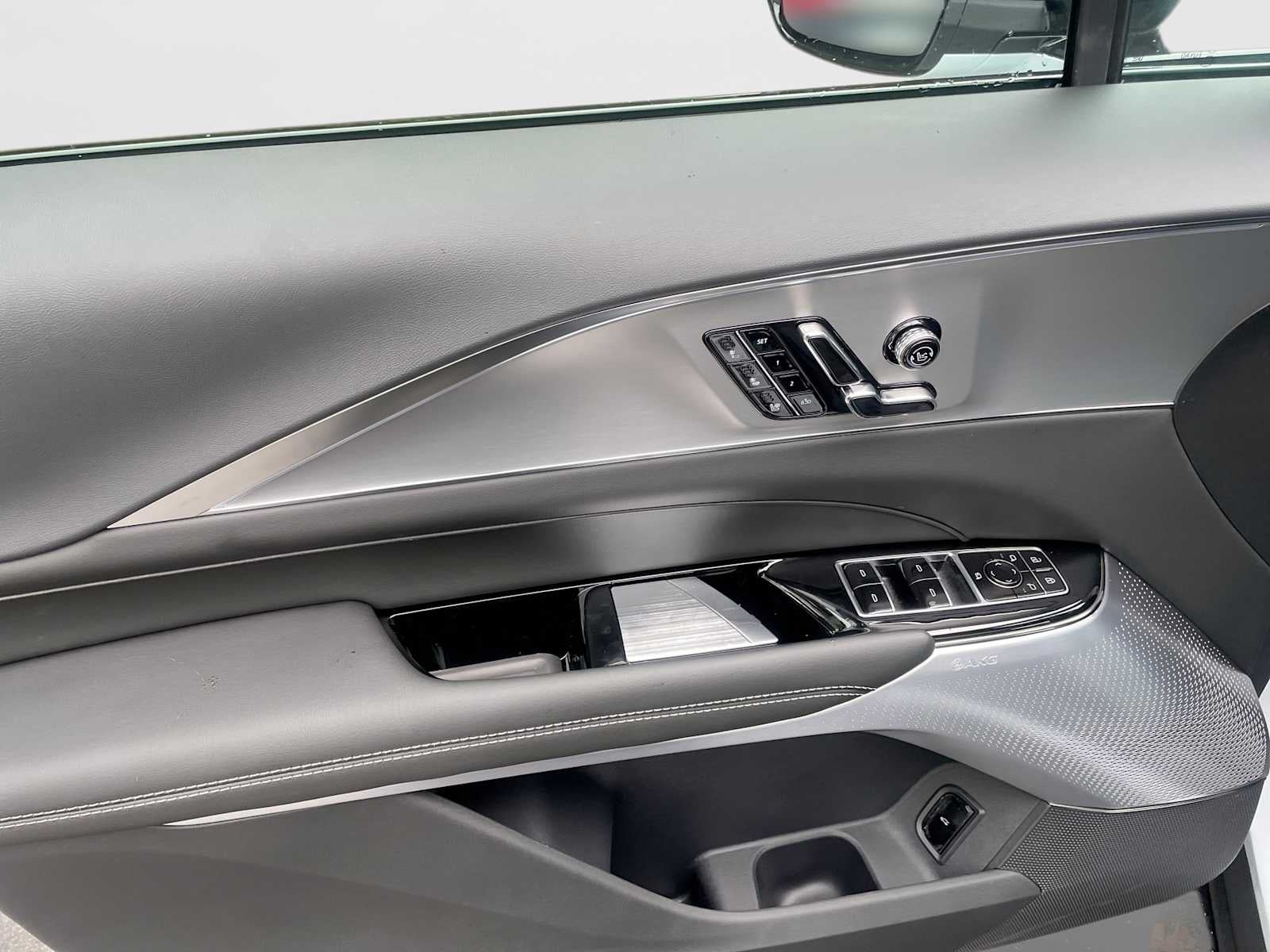 2027 Cadillac LYRIQ Premium Luxury