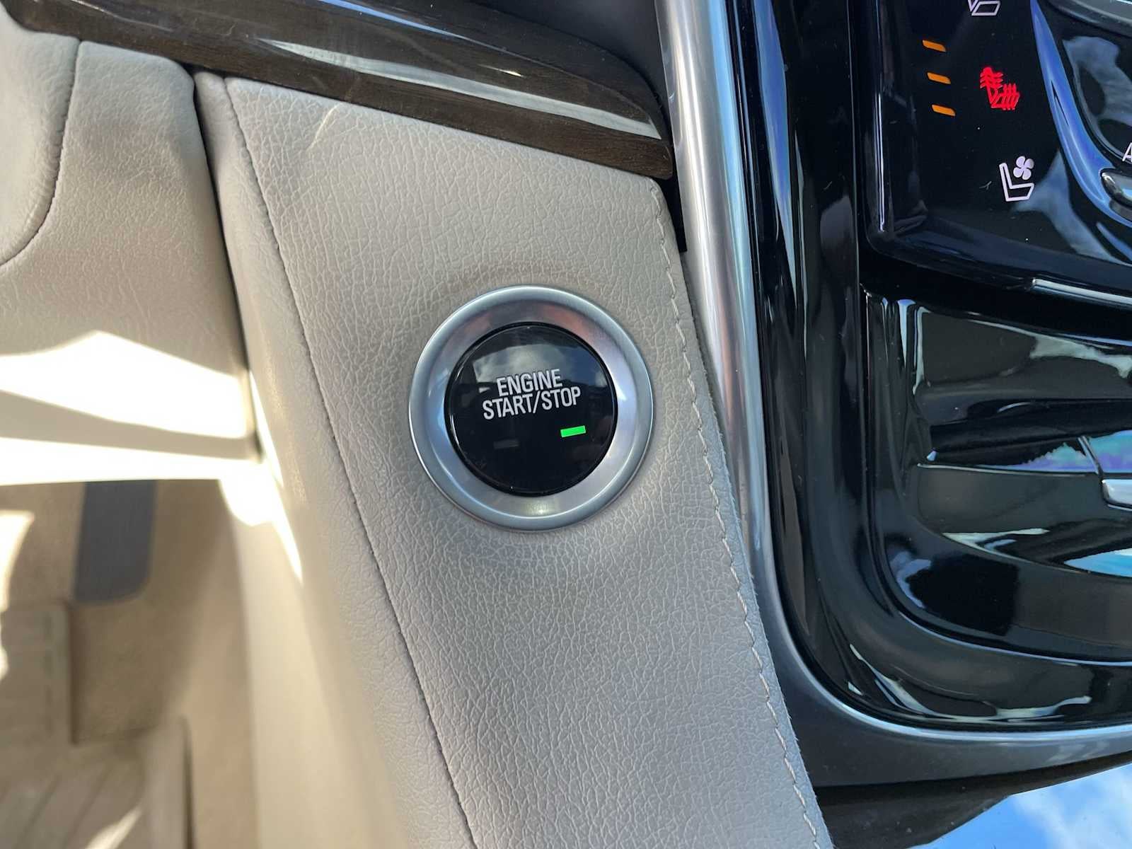 2020 Cadillac Escalade Premium Luxury