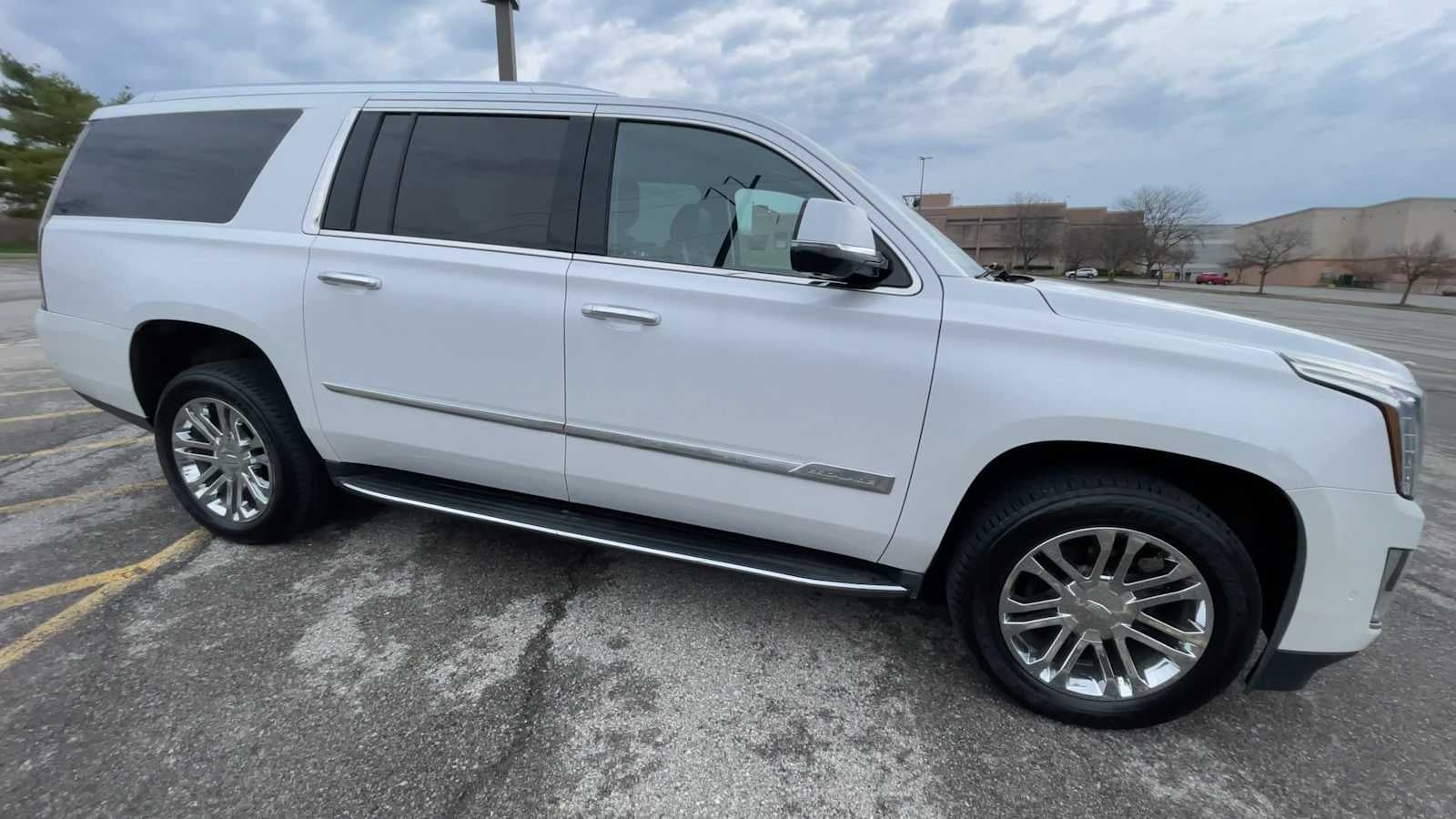 2017 Cadillac Escalade ESV Standard