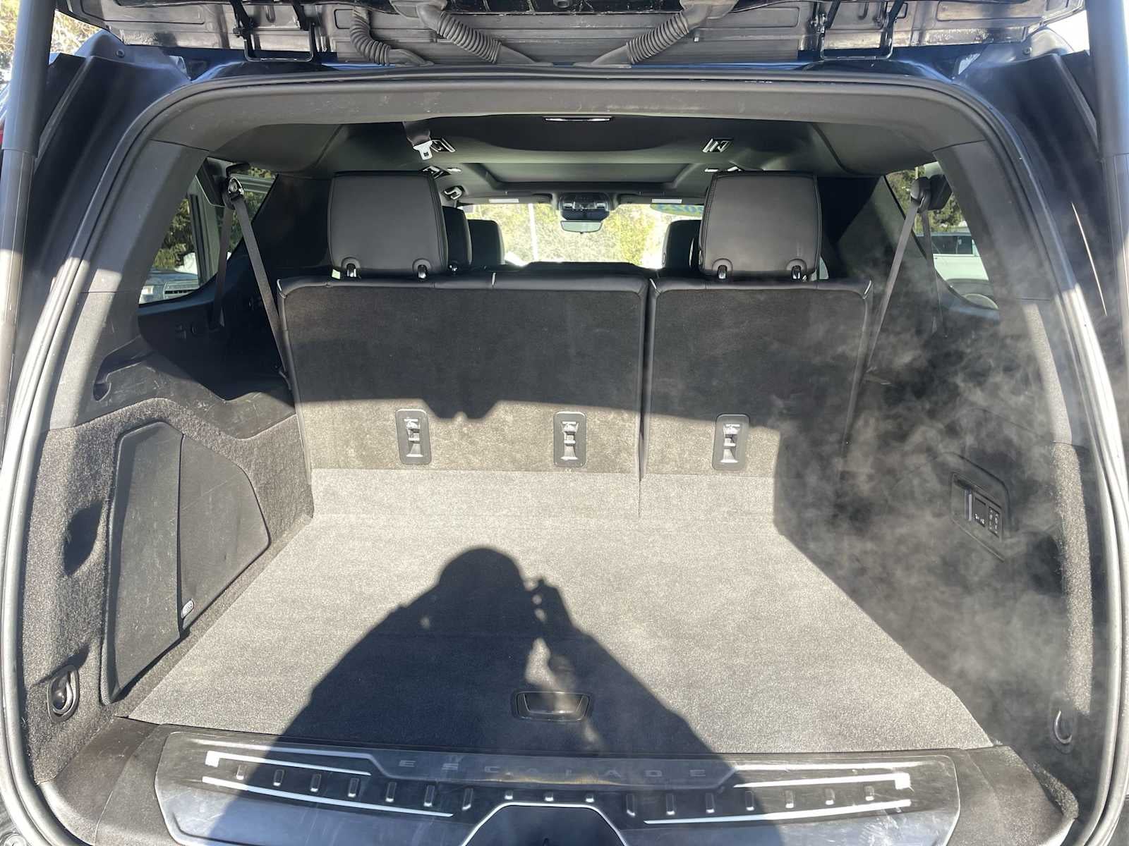 2023 Cadillac Escalade ESV Premium Luxury