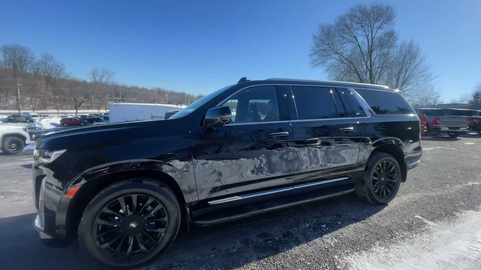 2023 Cadillac Escalade ESV Premium Luxury