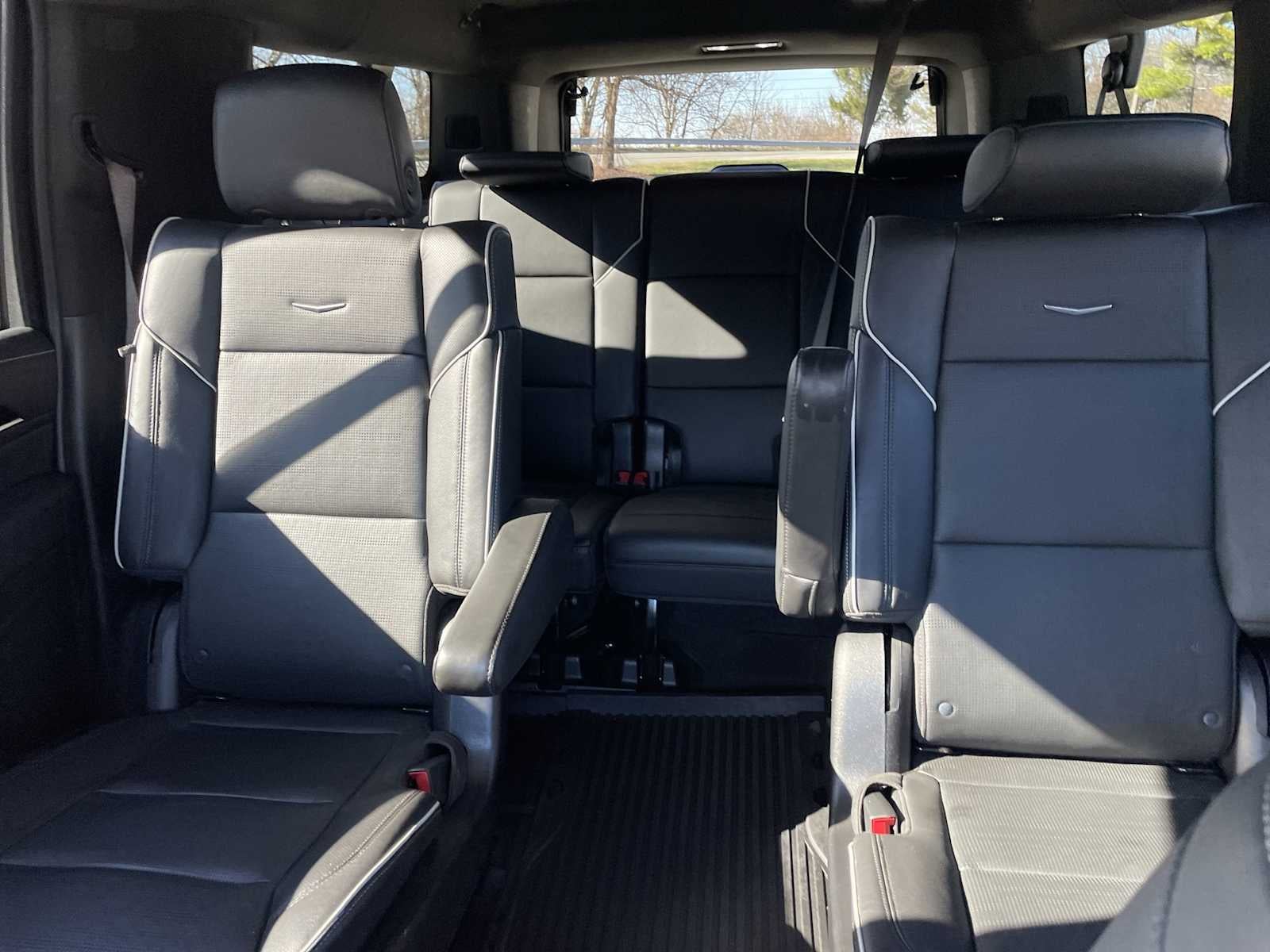 2022 Cadillac Escalade ESV Sport