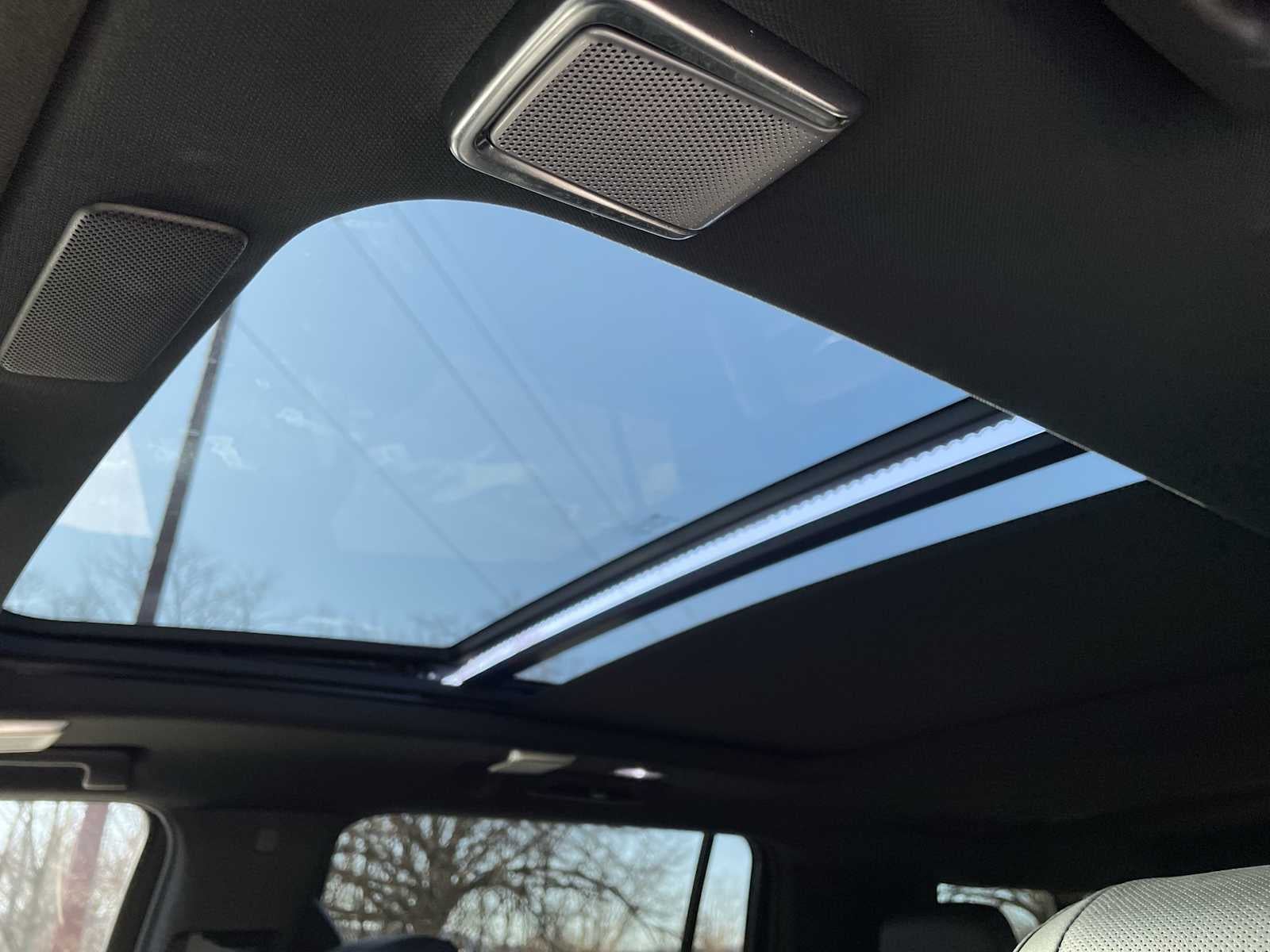 2022 Cadillac Escalade ESV Sport