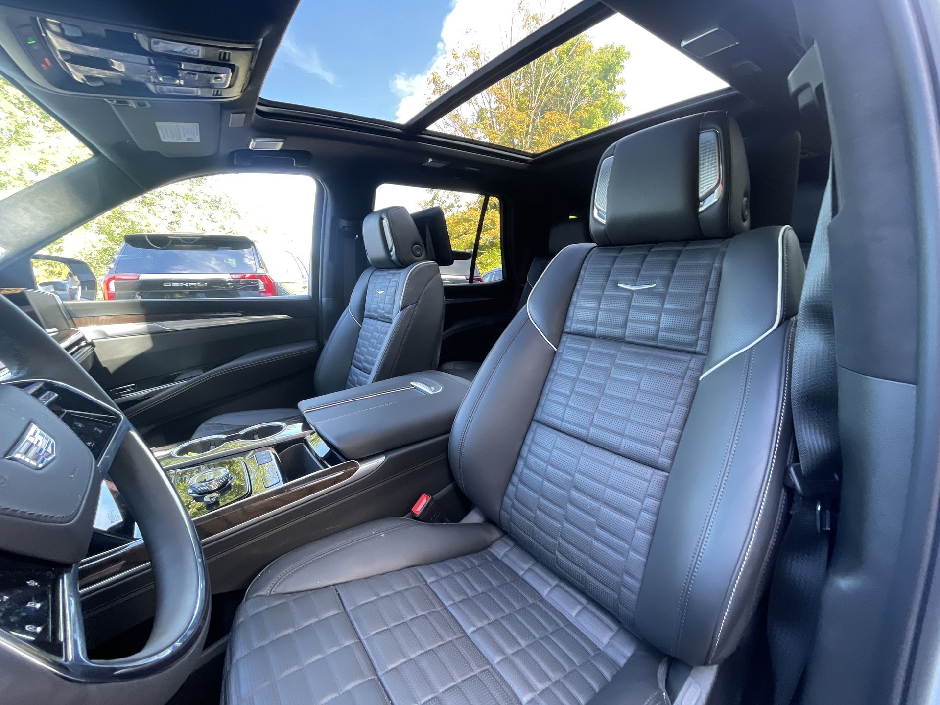 2026 Cadillac Escalade Platinum Sport