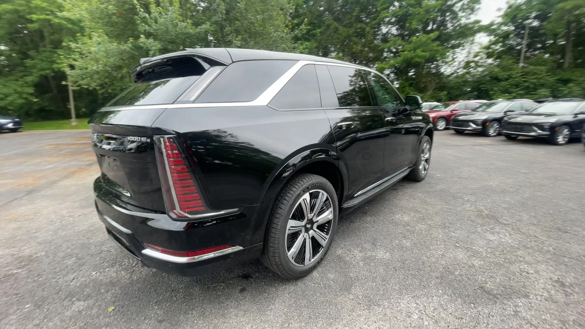 2025 Cadillac ESCALADE IQ Luxury 1