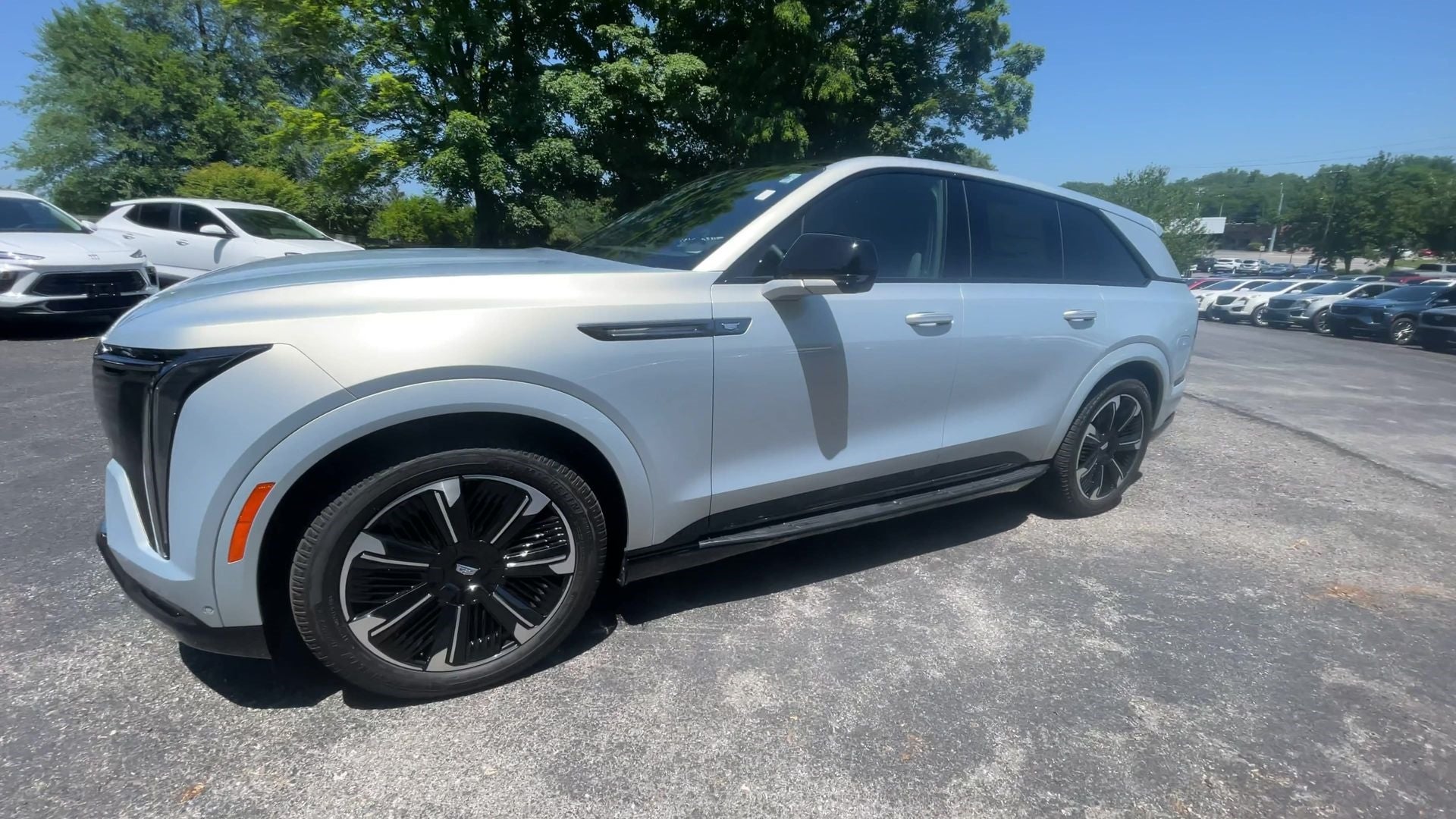 2025 Cadillac ESCALADE IQ Sport 1