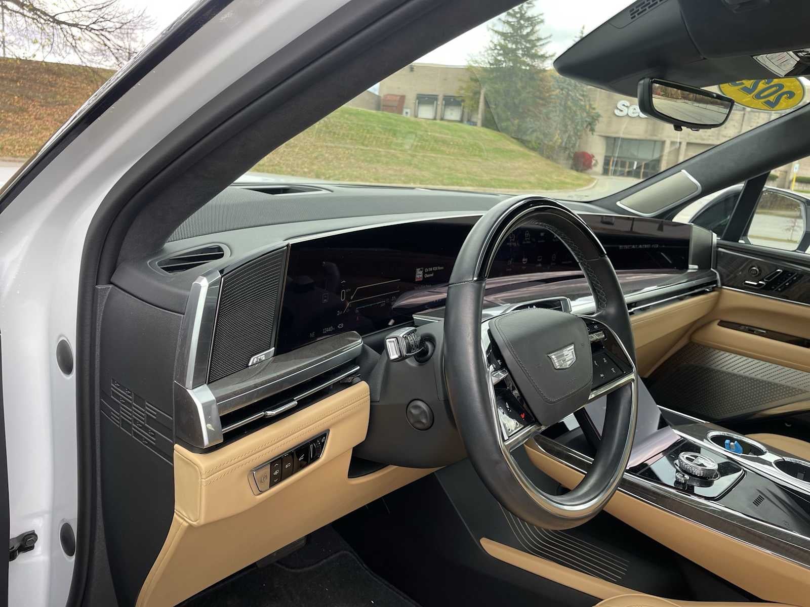 2025 Cadillac ESCALADE IQ Sport 2