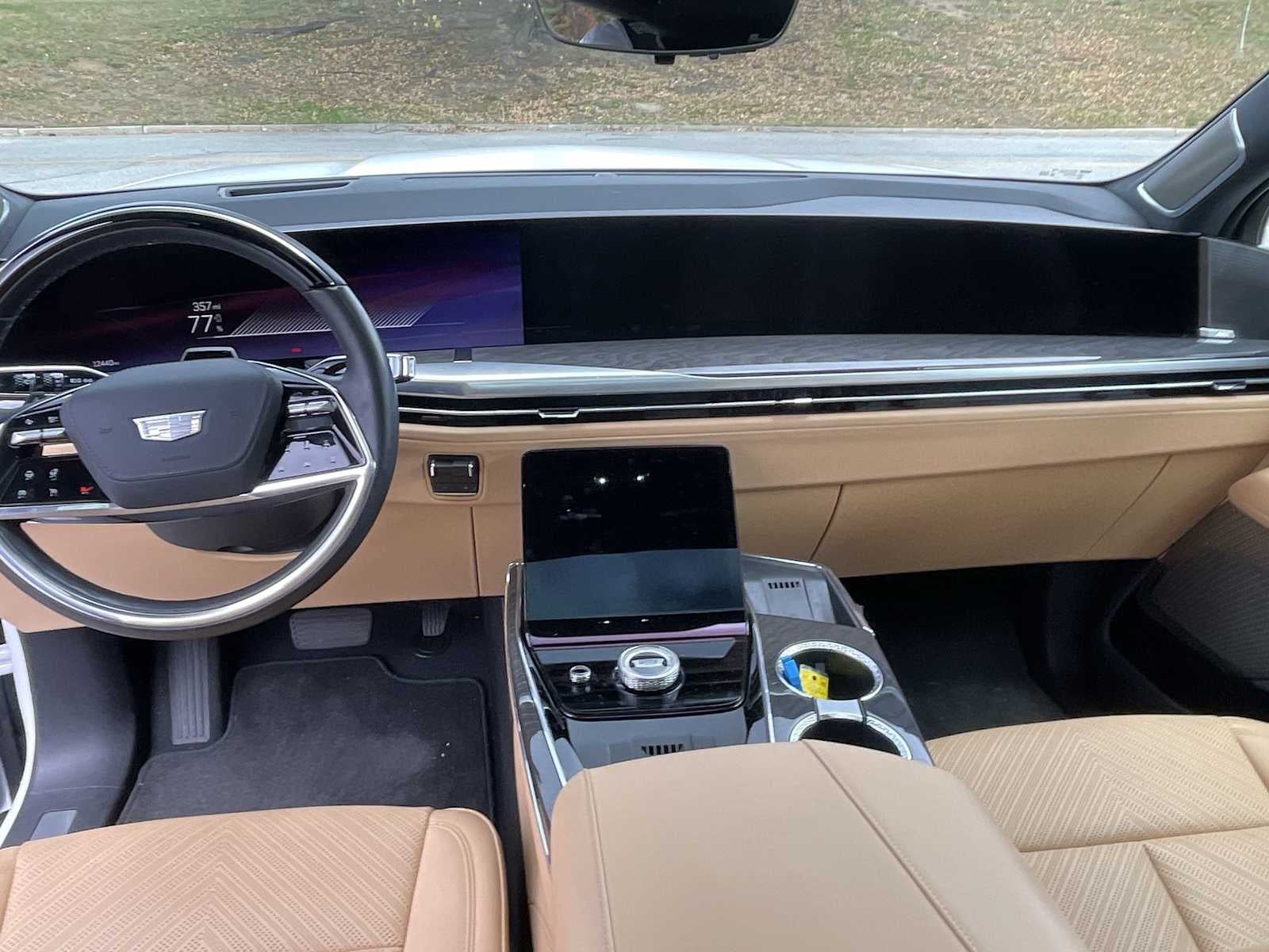 2025 Cadillac ESCALADE IQ Sport 2