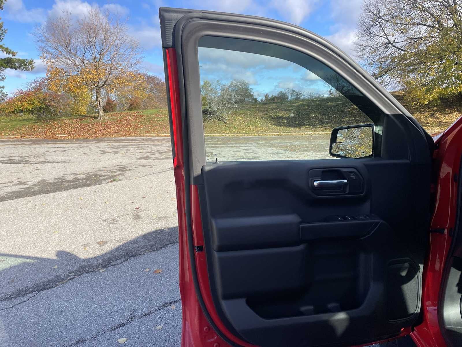 2023 Chevrolet Silverado 1500 Custom Trail Boss