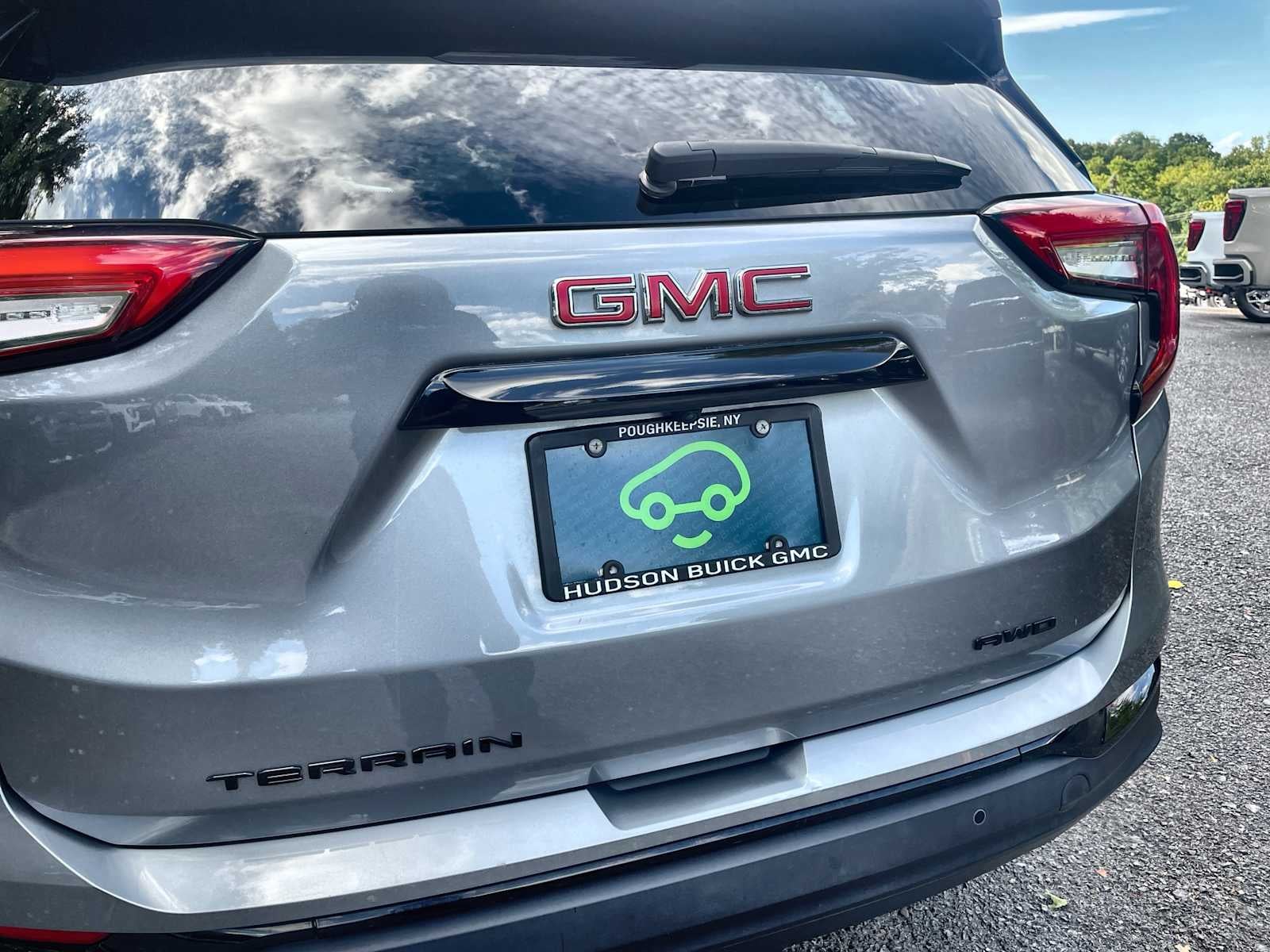 2023 GMC Terrain SLE