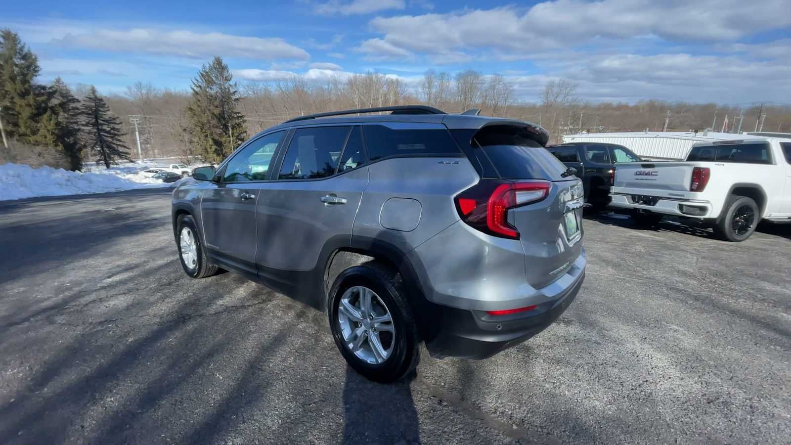 2023 GMC Terrain SLE