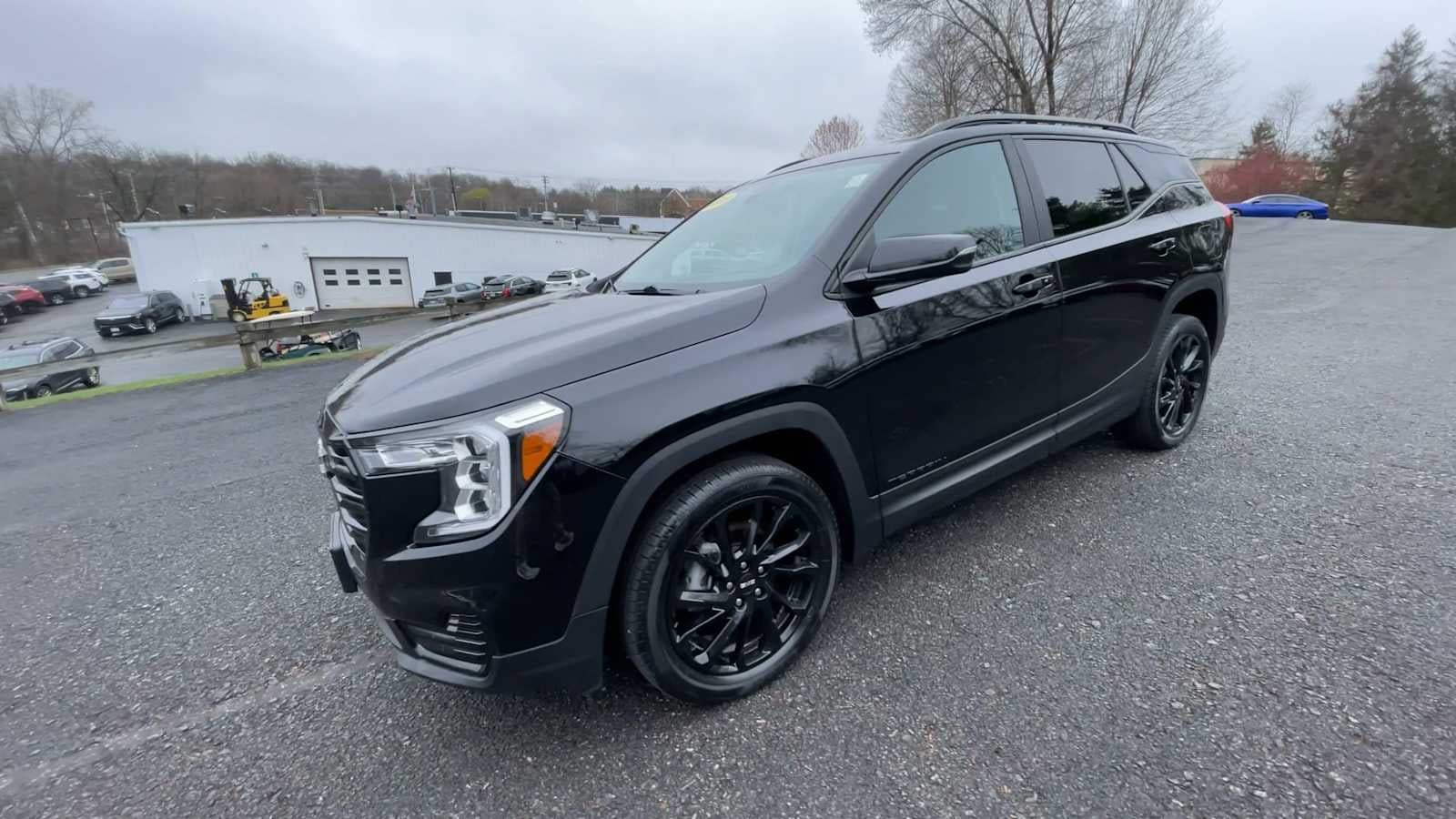 2023 GMC Terrain SLE