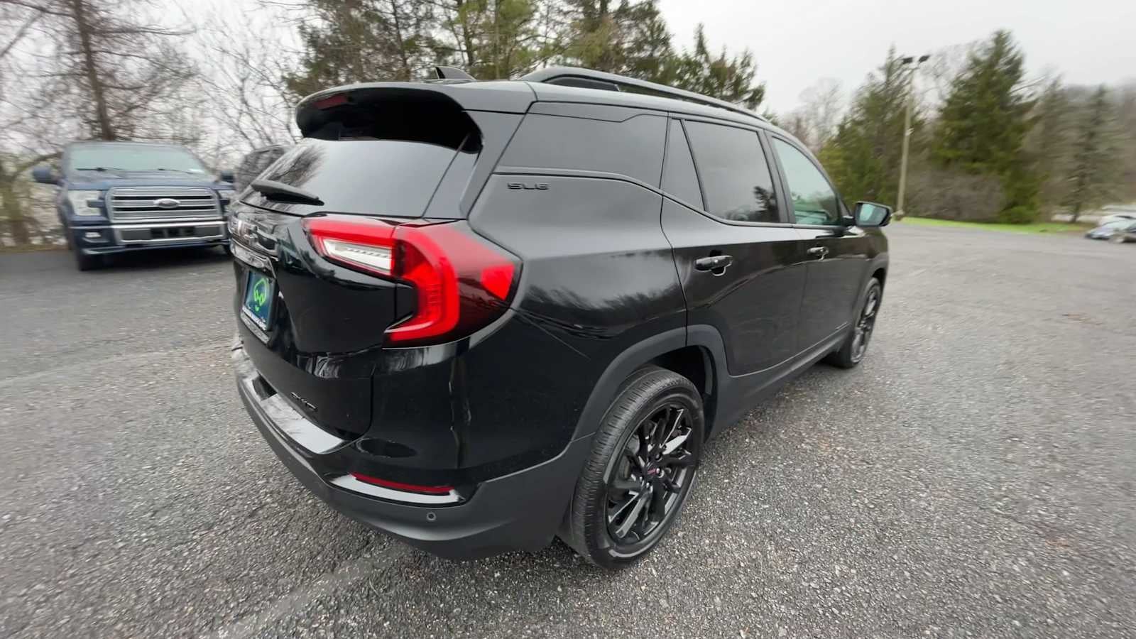 2023 GMC Terrain SLE