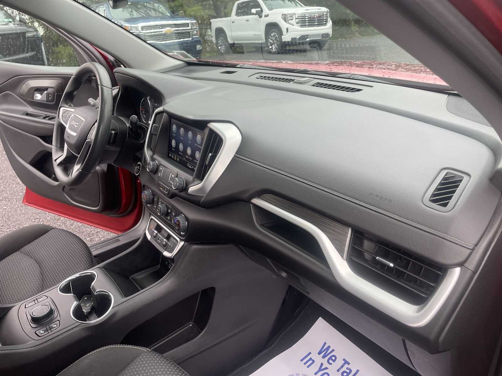 2024 GMC Terrain SLE