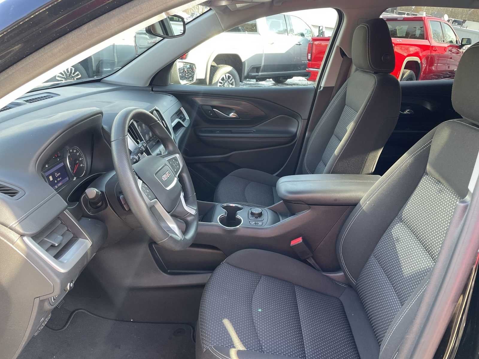 2022 GMC Terrain SLE