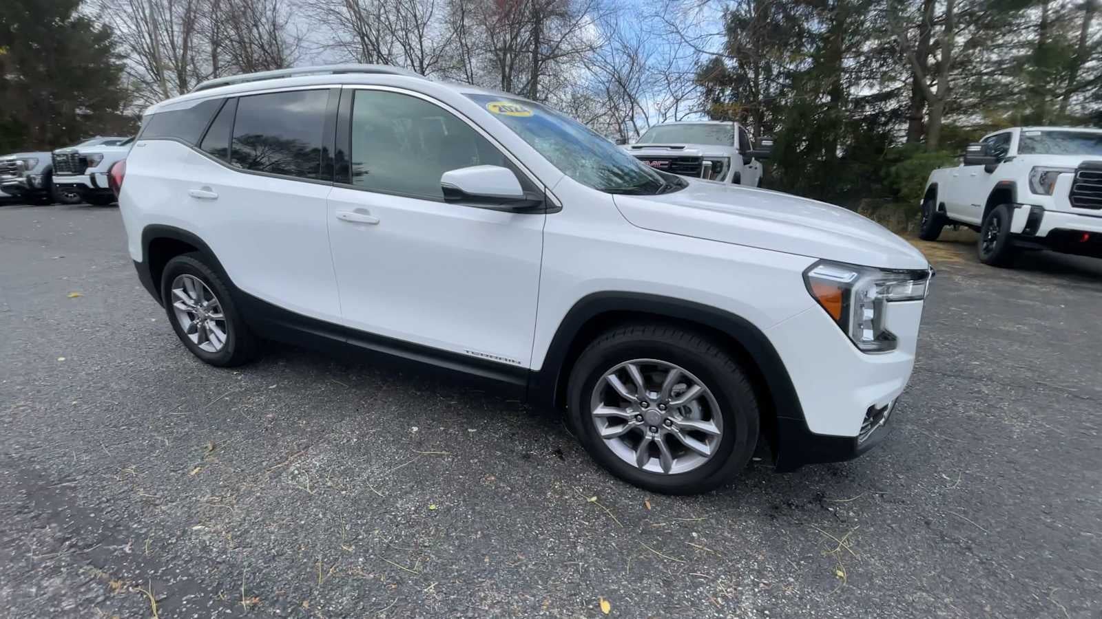 2024 GMC Terrain SLT
