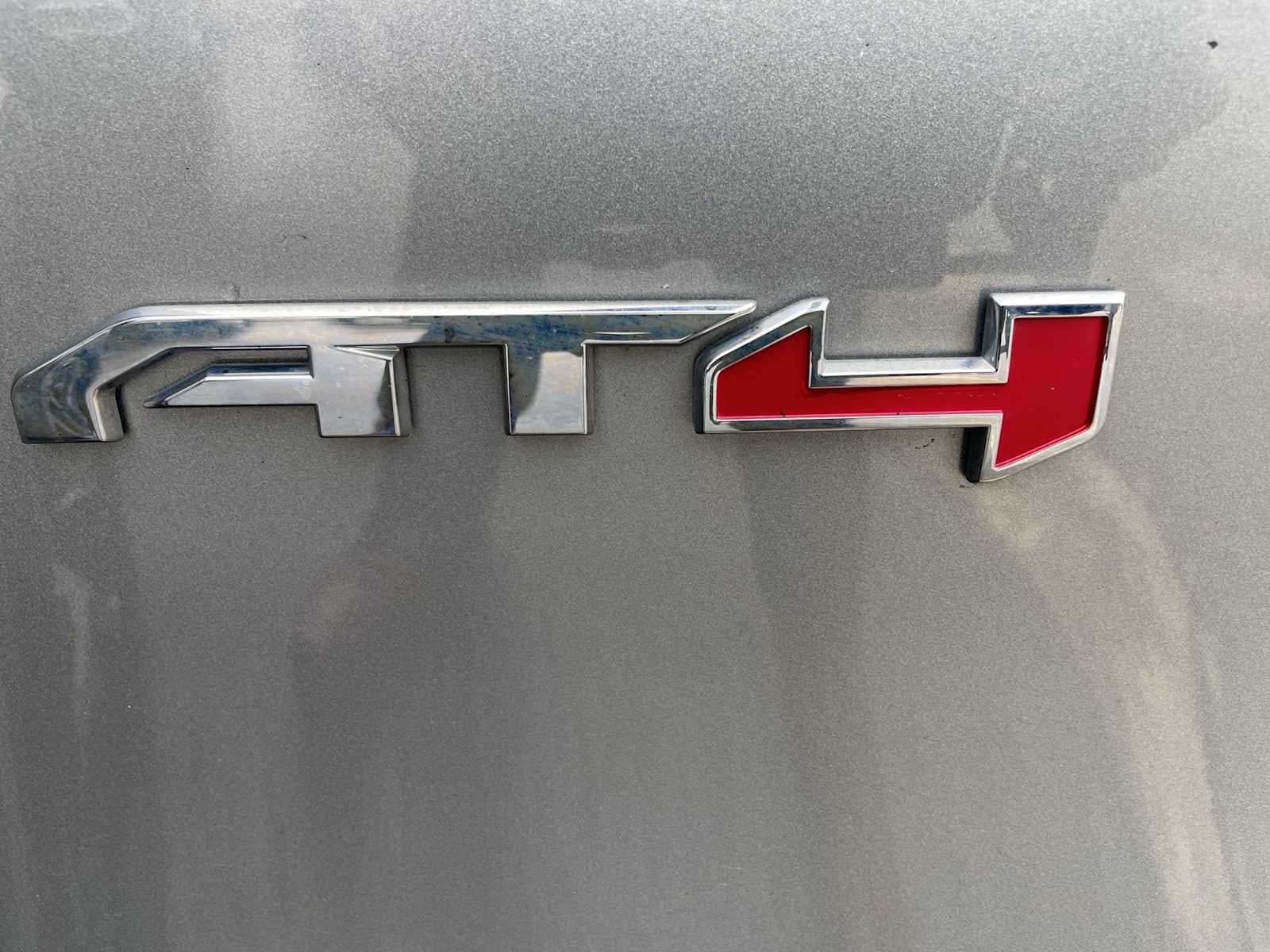 2023 GMC Terrain AT4
