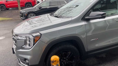 2023 GMC Terrain AT4