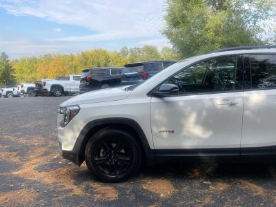 2024 GMC Terrain AT4