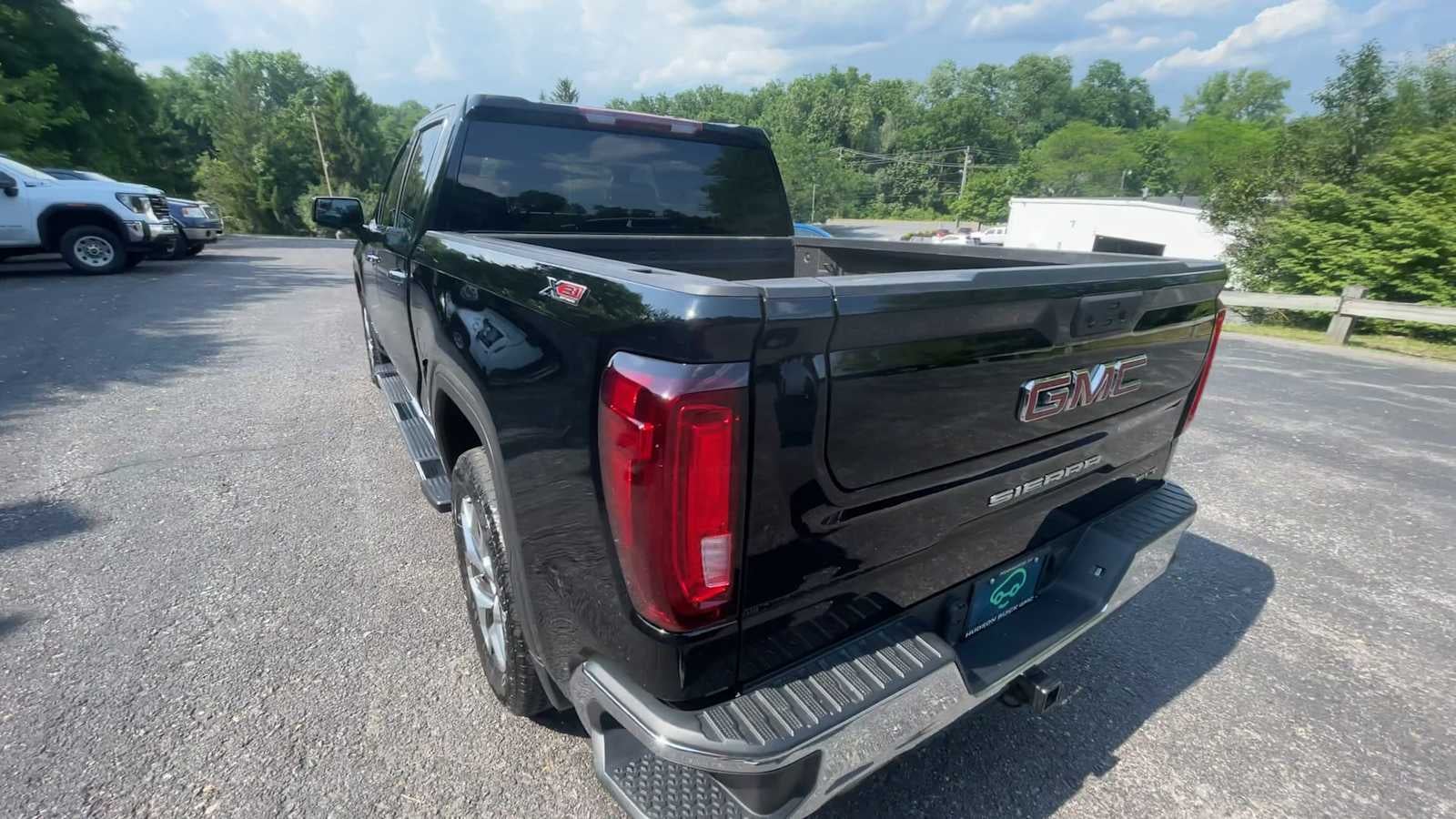 2023 GMC Sierra 1500 SLT