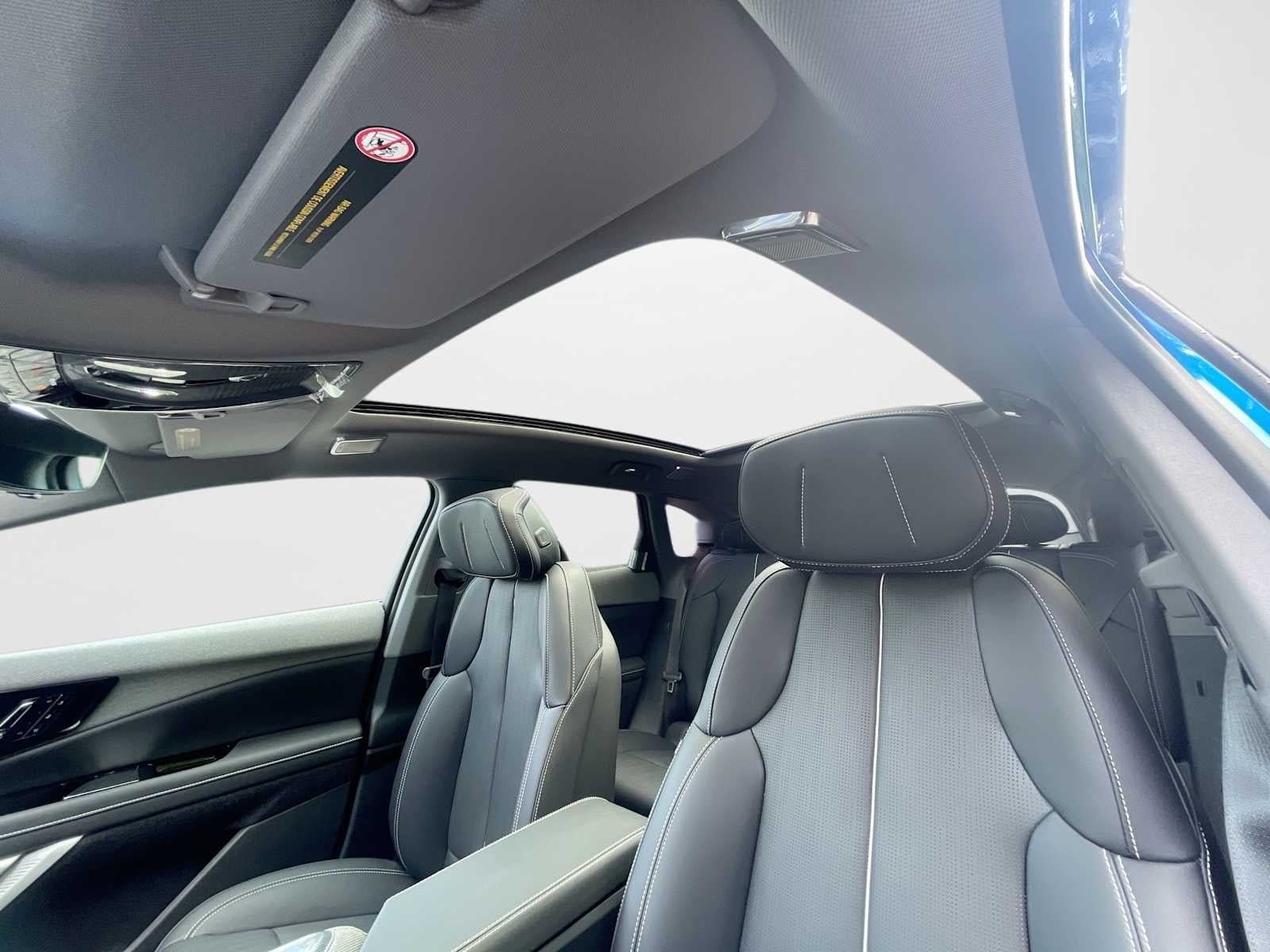 2027 Cadillac OPTIQ Premium Luxury