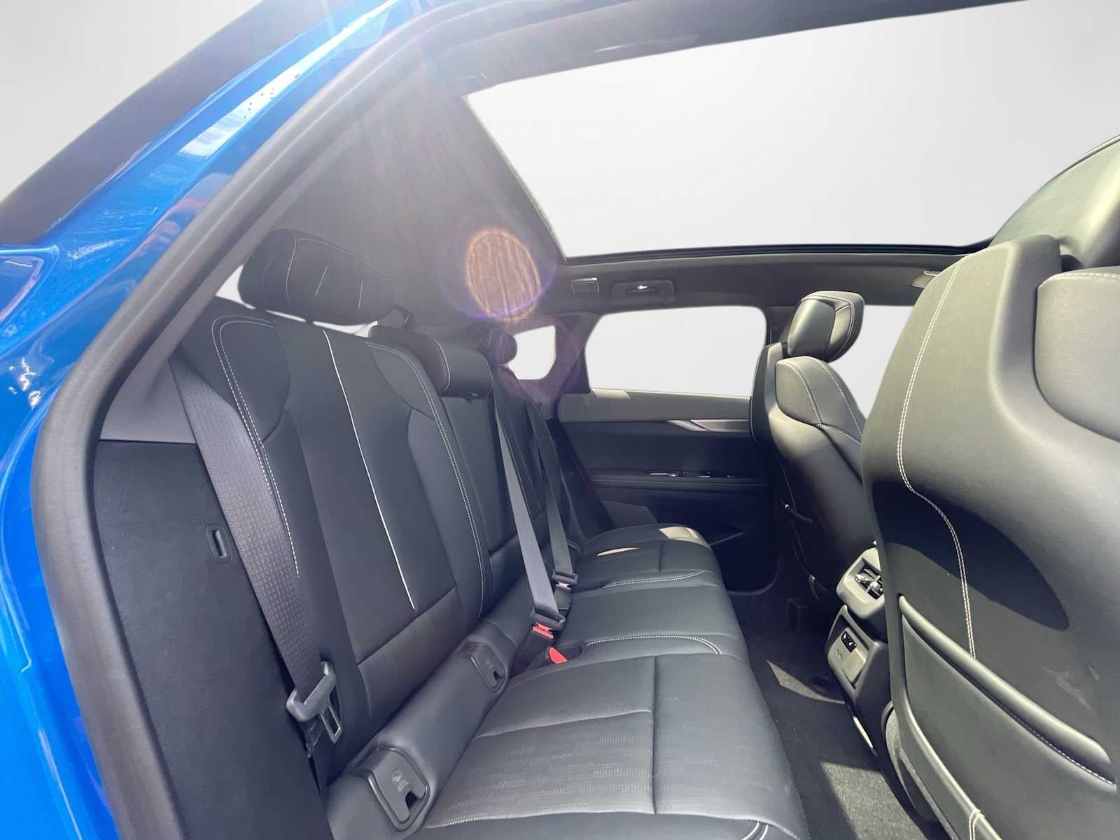 2027 Cadillac OPTIQ Premium Luxury