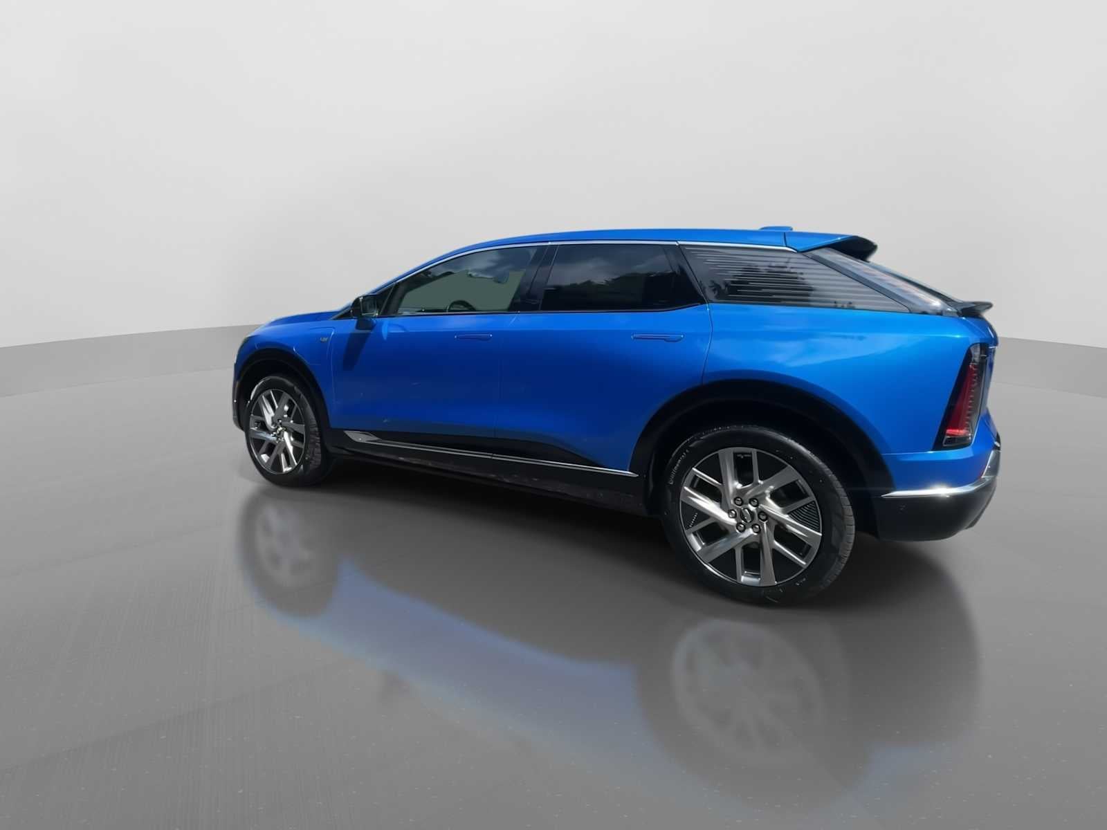 2027 Cadillac OPTIQ Premium Luxury