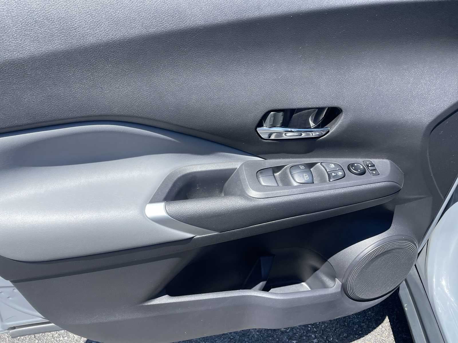 2024 Nissan Kicks SR Xtronic CVT