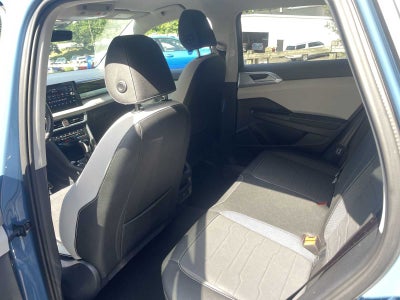 2025 Volkswagen Taos SE