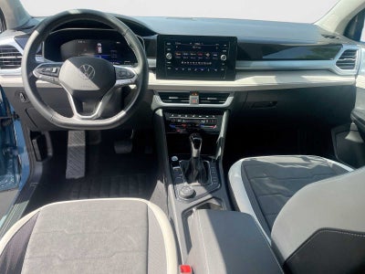 2025 Volkswagen Taos SE