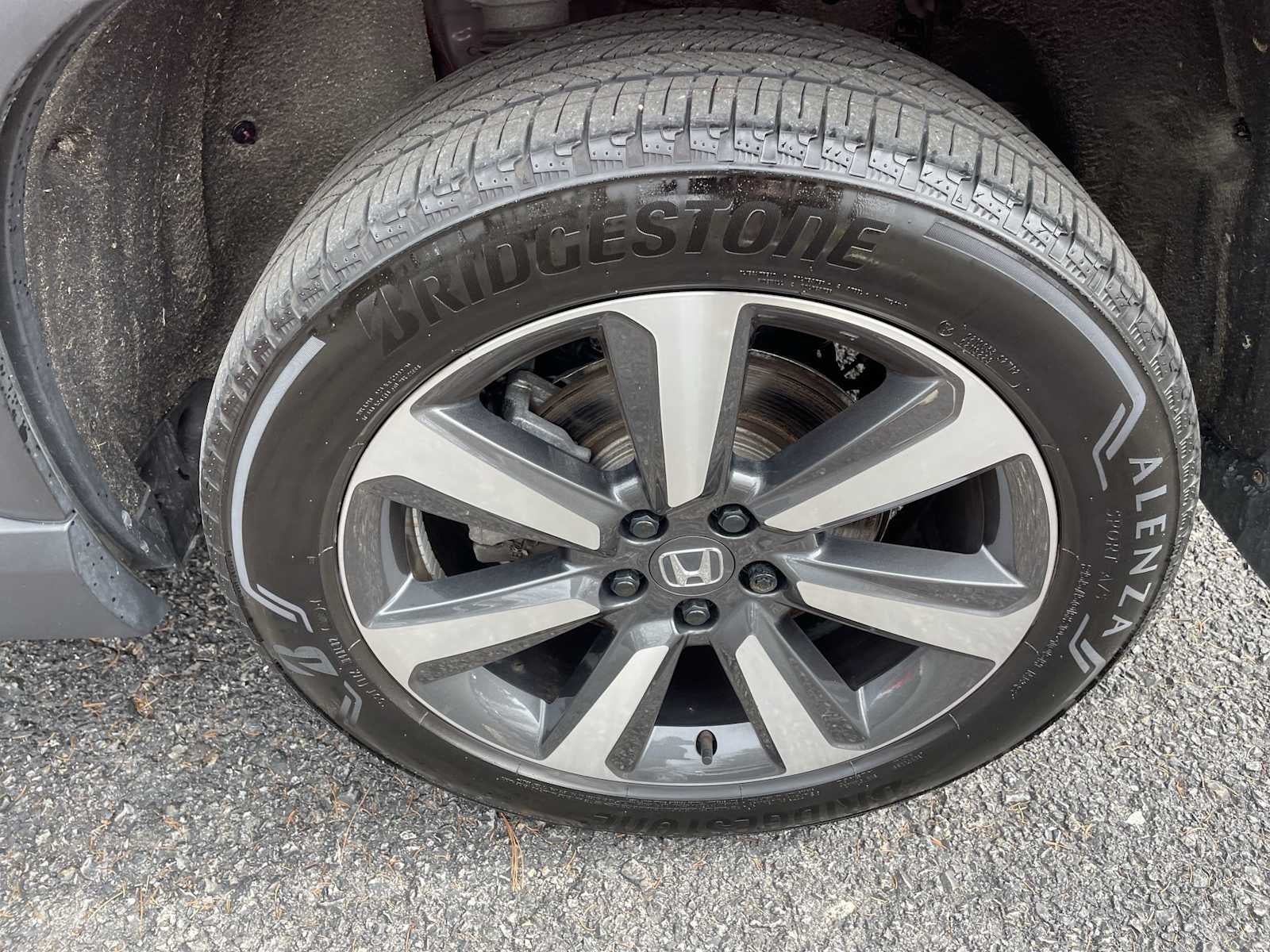 2024 Honda Pilot Touring