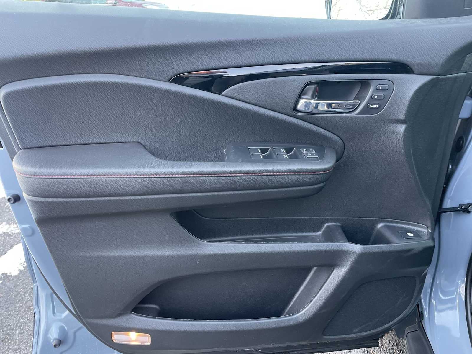 2025 Honda Ridgeline Black Edition