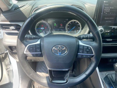 2022 Toyota Highlander Hybrid Limited