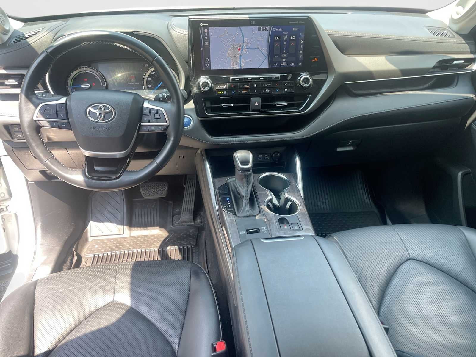 2022 Toyota Highlander Hybrid Limited