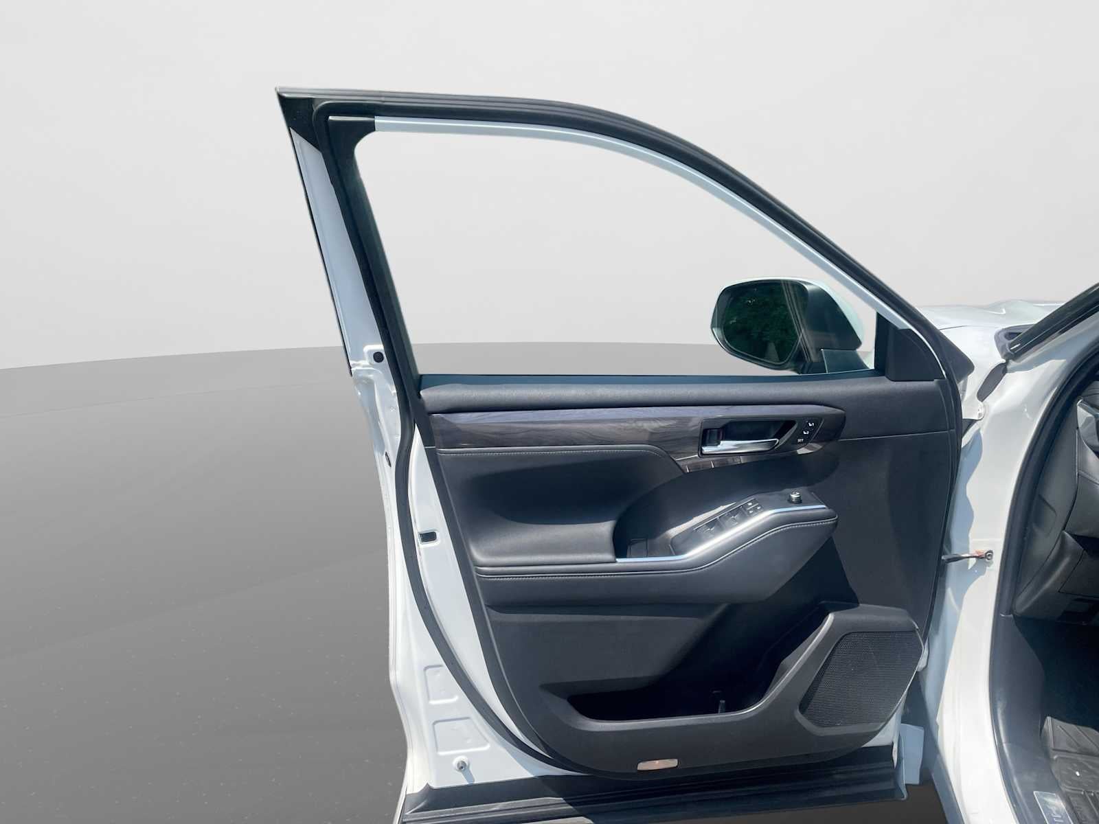 2022 Toyota Highlander Hybrid Limited
