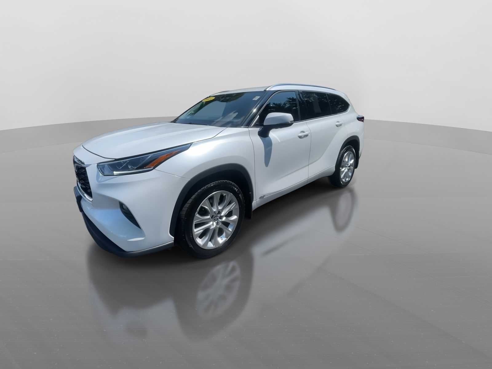 2022 Toyota Highlander Hybrid Limited