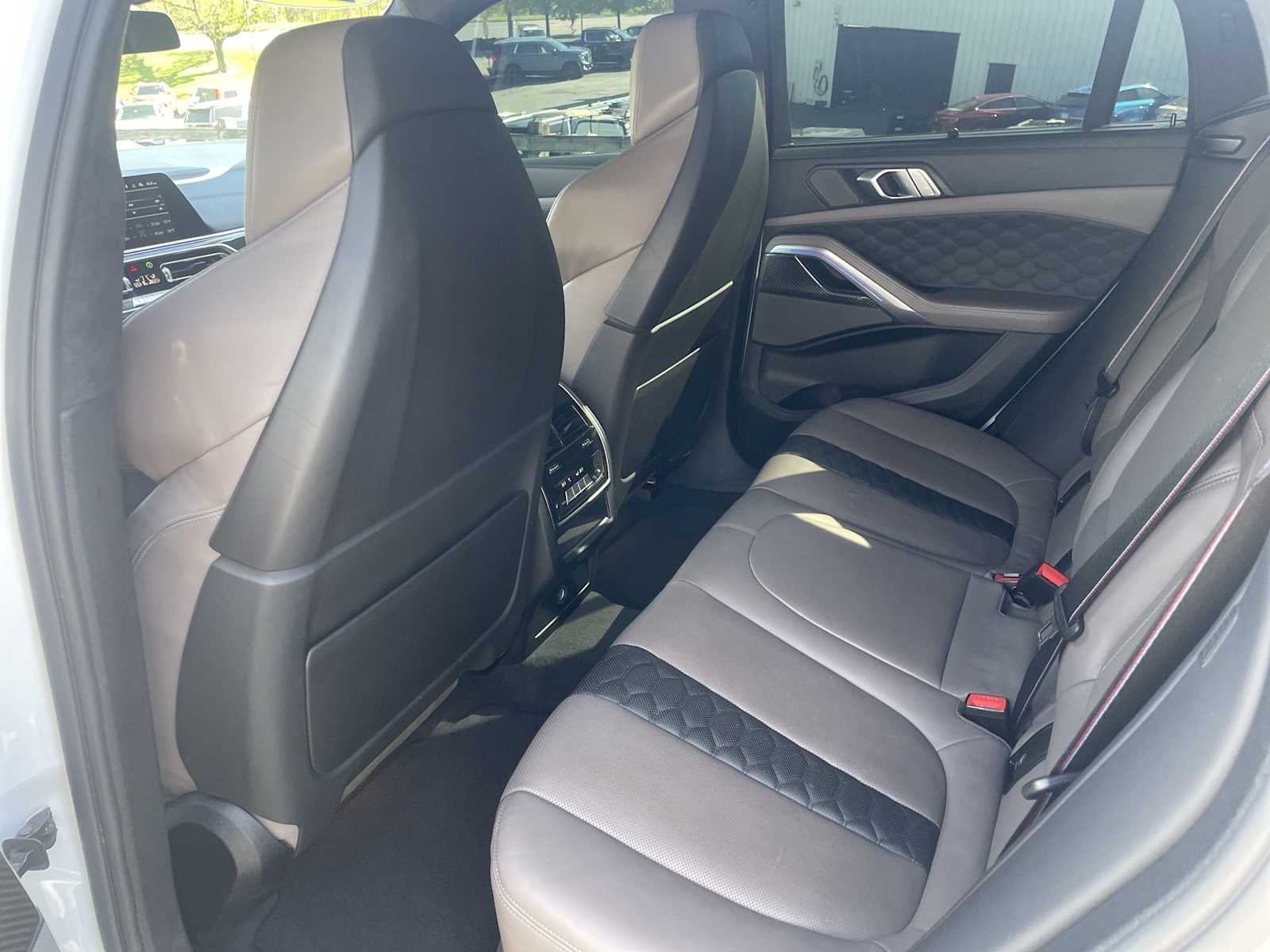 2022 BMW X6 M Base