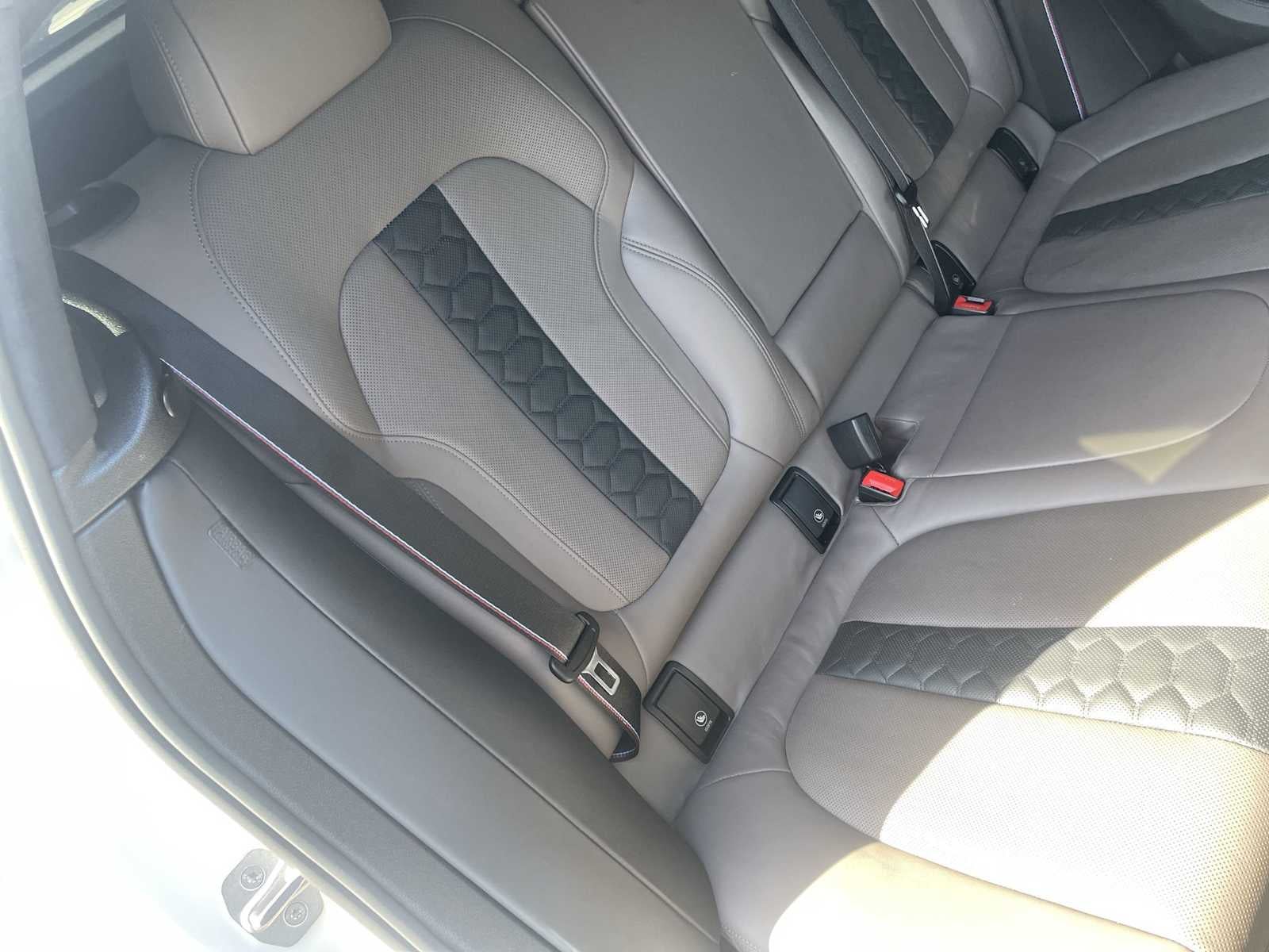 2022 BMW X6 M Base