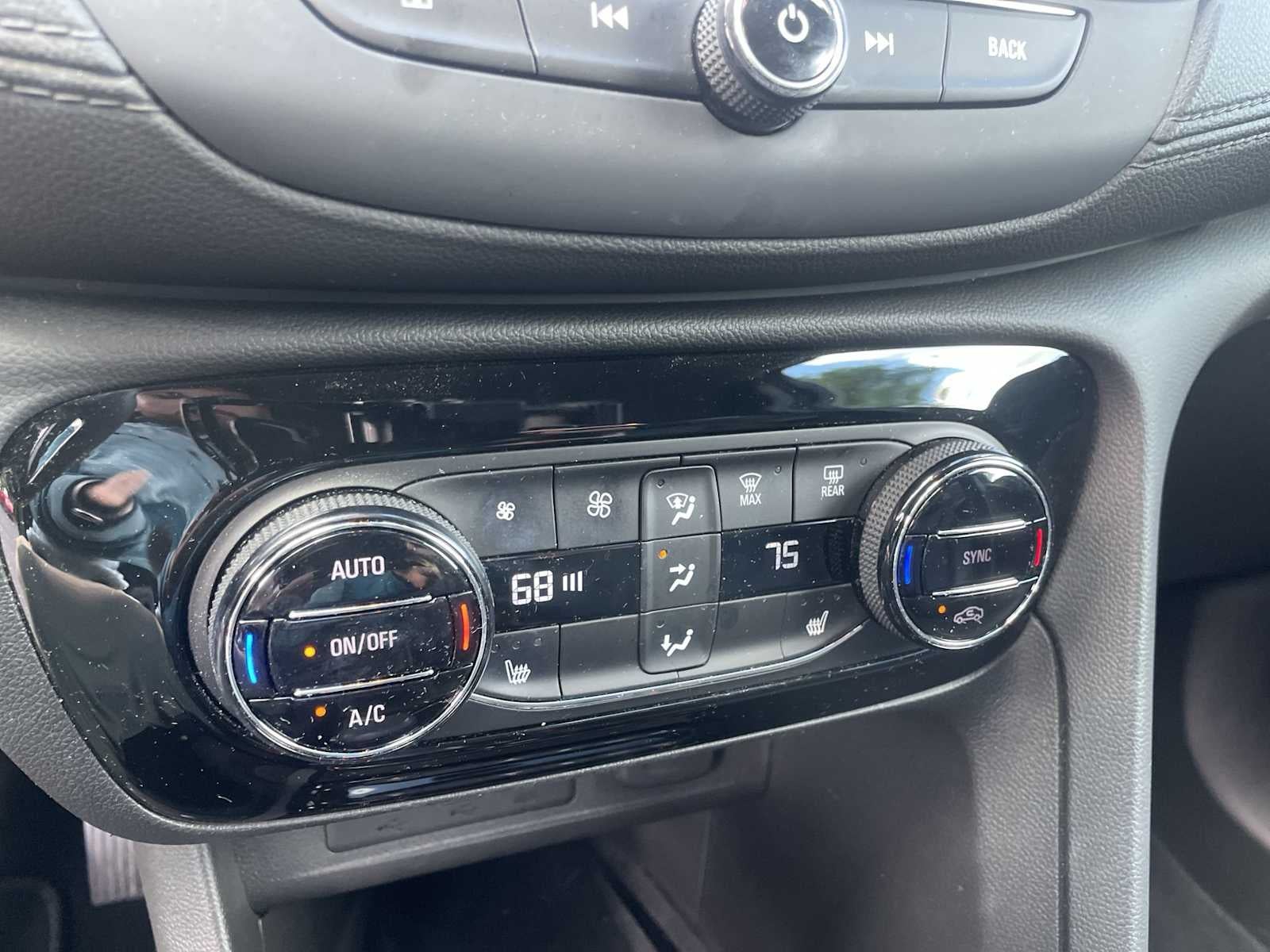 2022 Buick Encore GX Essence