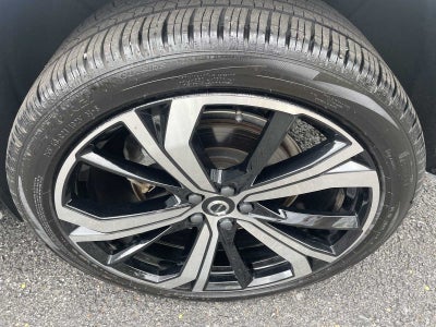 2025 Volvo XC60 Plug-In Hybrid Ultra, T8 AWD Electric/Gasoline, Dark