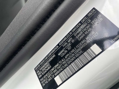 2025 Volvo XC60 Plug-In Hybrid Ultra, T8 AWD Electric/Gasoline, Dark